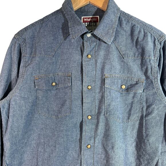 Wrangler Jeans Co. Long Sleeve Button Down - Picture 2 of 7